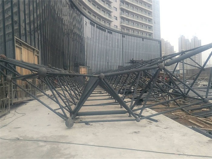 安宁万豪酒店雨棚网架